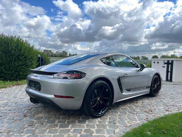 Porsche 718 Cayman — photo 5