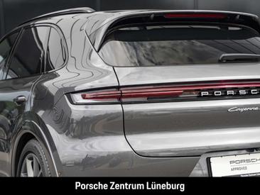 Porsche Cayenne S E-Hybrid — photo 16
