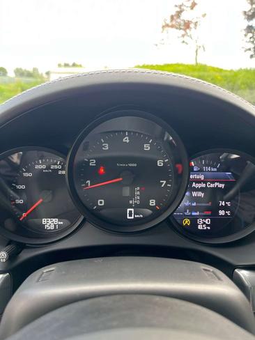 Porsche 718 Cayman — photo 15
