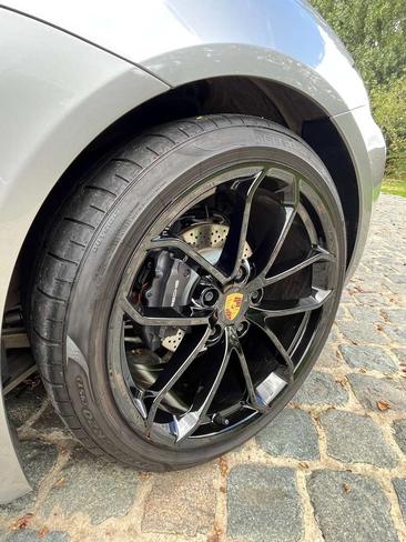 Porsche 718 Cayman — photo 20