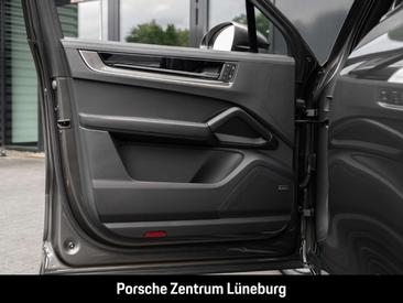 Porsche Cayenne S E-Hybrid — photo 27