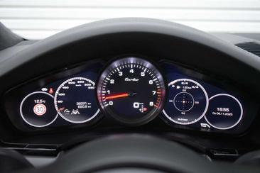 Porsche Cayenne Turbo — photo 33