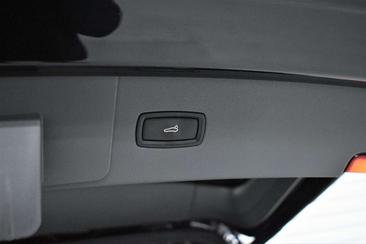 Porsche Cayenne Turbo — photo 35