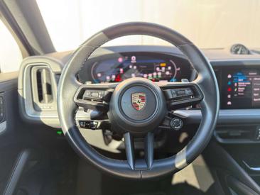 Porsche Cayenne E-Hybrid — photo 7
