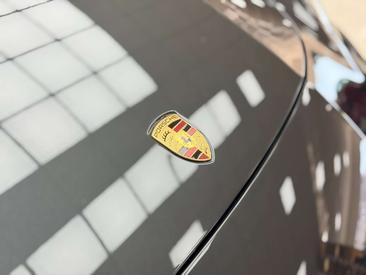 Porsche Panamera 4 E-Hybrid — photo 27