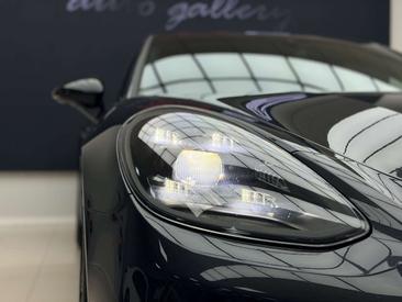 Porsche Panamera 4 E-Hybrid — photo 31