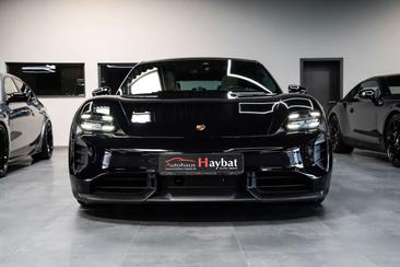 Porsche Taycan Turbo S — photo 3