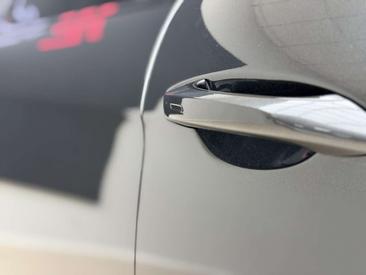 Porsche Panamera 4 E-Hybrid — photo 34