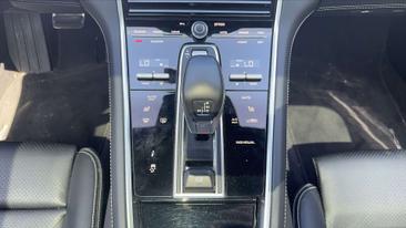 Porsche Panamera — photo 26