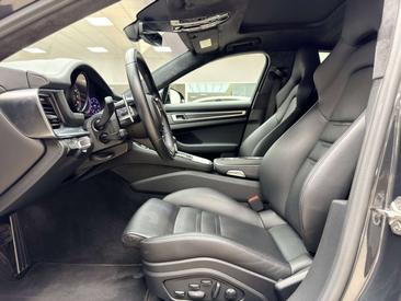 Porsche Panamera 4 E-Hybrid — photo 41