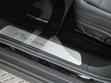 Porsche Panamera — photo 7