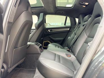Porsche Panamera 4 E-Hybrid — photo 50
