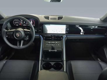 Porsche Panamera — photo 24