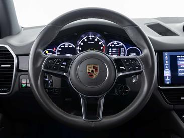 Porsche Cayenne E-Hybrid — photo 12