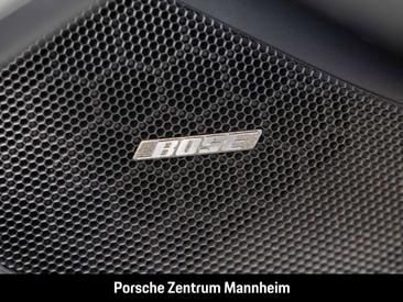 Porsche 718 Cayman GT4 — photo 30