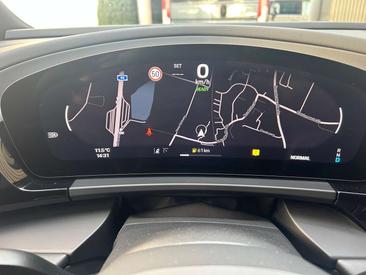 Porsche Macan I 4 Electric — photo 16