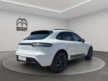 Porsche Macan — photo 7