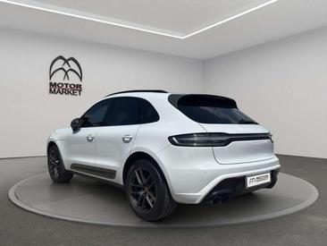 Porsche Macan — photo 8