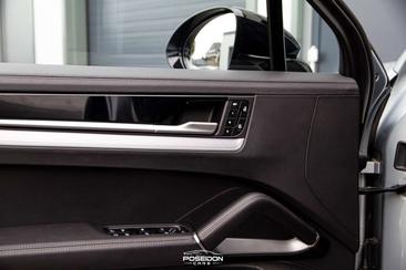 Porsche Cayenne E-Hybrid — photo 10