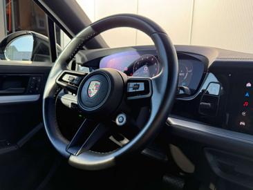 Porsche Cayenne E-Hybrid — photo 18
