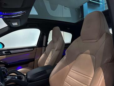 Porsche Cayenne E-Hybrid — photo 13