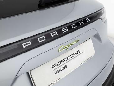 Porsche Cayenne E-Hybrid — photo 25