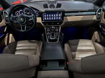 Porsche Cayenne E-Hybrid — photo 14