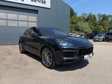 Porsche Cayenne Turbo S E-Hybrid — photo 11