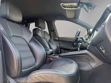 Porsche Macan — photo 21