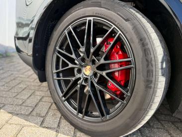 Porsche Cayenne E-Hybrid — photo 27