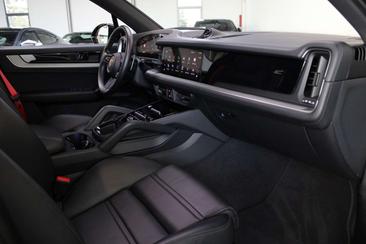 Porsche Cayenne S — photo 10