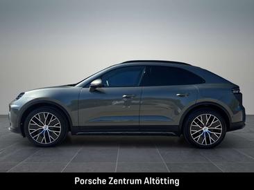 Porsche Macan I Electric — photo 3