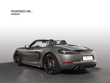 Porsche 718 Cayman GTS 4.0 — photo 2