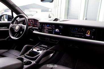 Porsche Cayenne E-Hybrid — photo 22