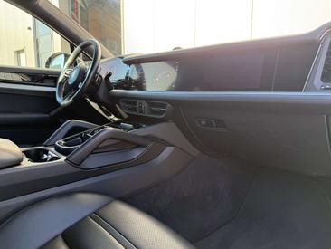 Porsche Cayenne E-Hybrid — photo 35