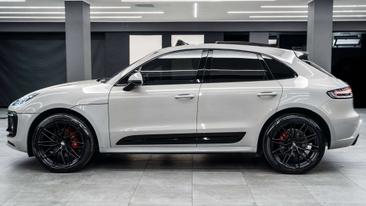 Porsche Macan — photo 5