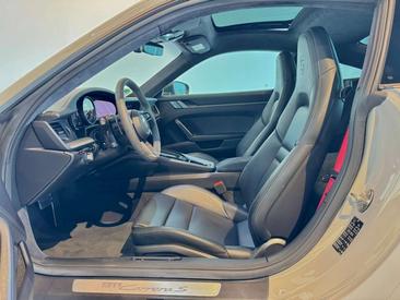 Porsche Carrera GT — photo 4