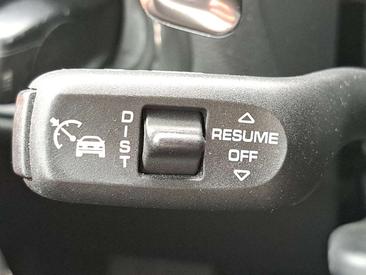 Porsche Macan — photo 22