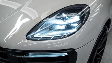 Porsche Macan — photo 17