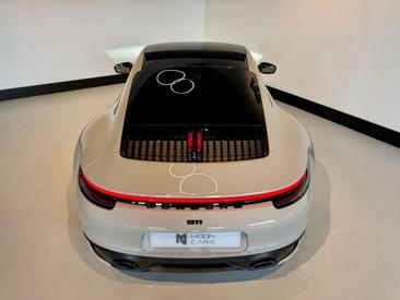 Porsche Carrera GT — photo 21