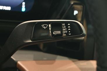 Porsche Macan I GTS Electric — photo 20