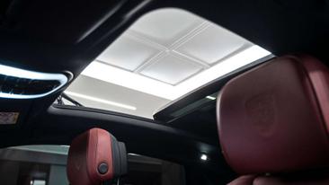 Porsche Macan — photo 28