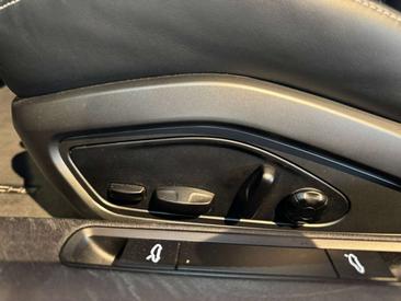 Porsche Carrera GT — photo 38