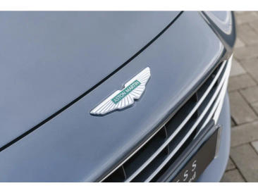 Aston Martin DB12 V8 — photo 13