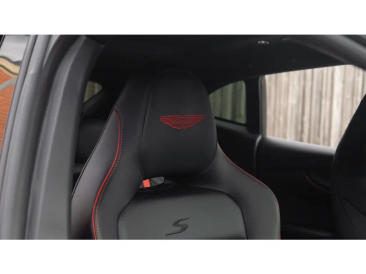 Aston Martin DBX S — photo 5