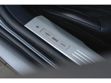 Aston Martin DB12 V8 — photo 29
