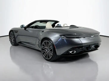 Aston Martin DB12 V8 — photo 2