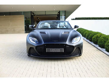 Aston Martin DBS Superleggera V12 — photo 11
