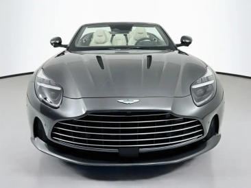 Aston Martin DB12 V8 — photo 18