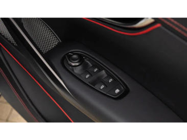 Aston Martin DBX S — photo 55